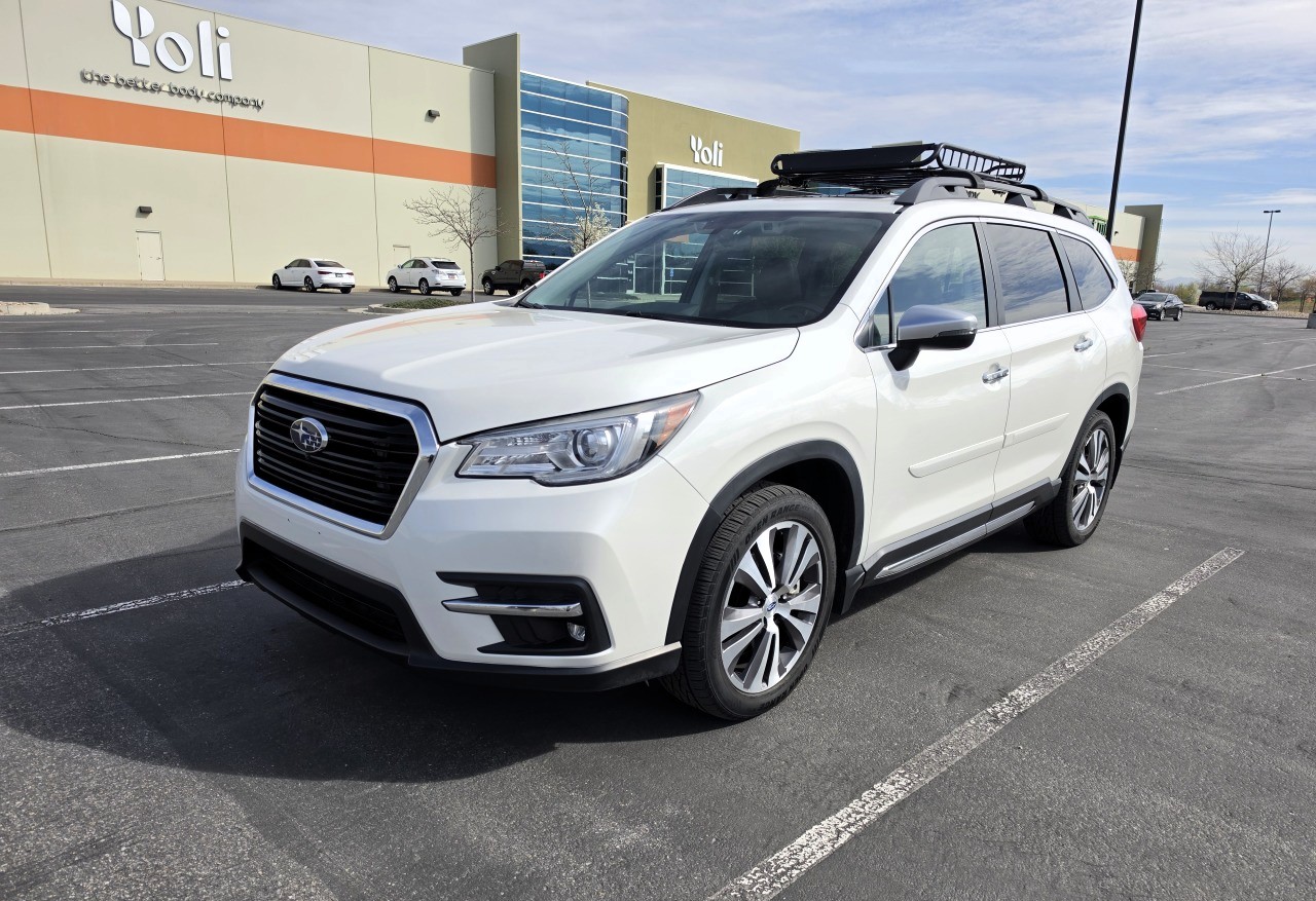 2021 Subaru Ascent Touring's photo